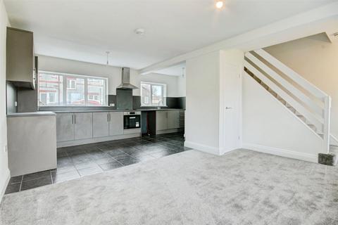 4 bedroom end of terrace house for sale, Harperley Gardens, Stanley, County Durham, DH9