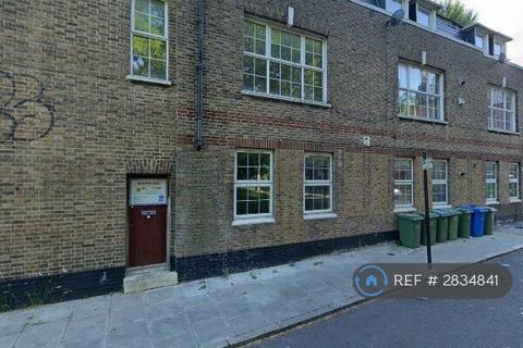 1 bedroom in a house share to rent, New Church Road, London, SE5