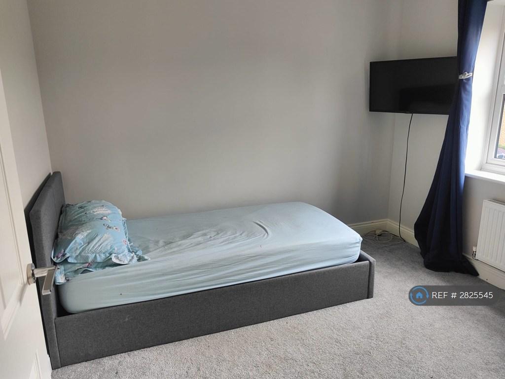 Double Bedroom 2