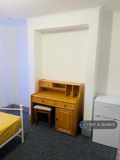 1 bedroom in a house share to rent, Riverside, Cambridge, CB5