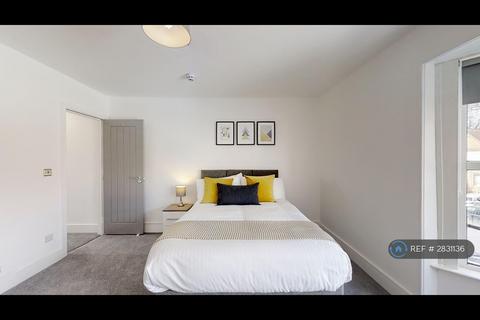 1 bedroom in a house share to rent, Upper Fant Road, Kent, ME16