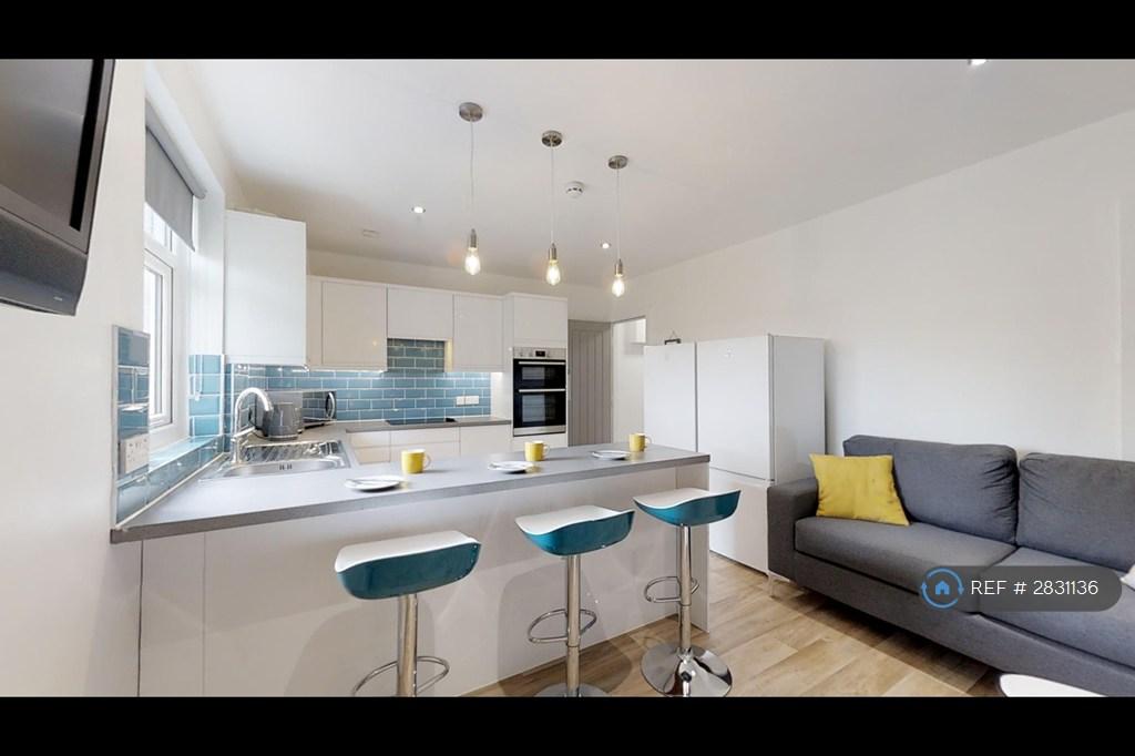 Kitchen With Tv With All Movie And Sports Channels