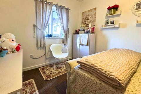 undefined, Flat 1b Lynton Avenue, West Bromwich