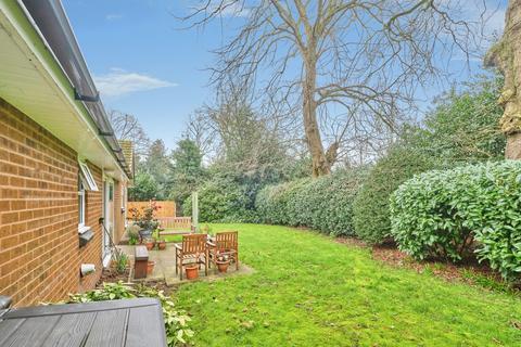 undefined, Maryvale Court, Lichfield, Staffordshire, WS14