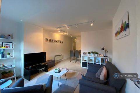 undefined, Copwood Close, London, N12