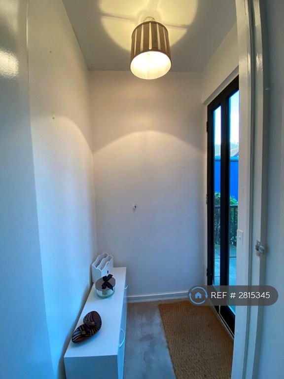 Private Entrance Porch