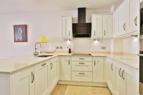 1 bedroom flat for sale, Royal Close, Christchurch, Dorset, BH23