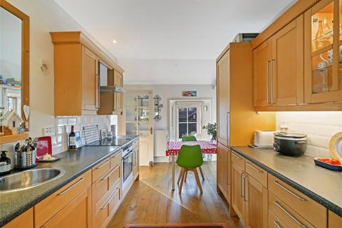 1 bedroom end of terrace house for sale, George Street, Millport, Isle of Cumbrae, North Ayrshire, KA28