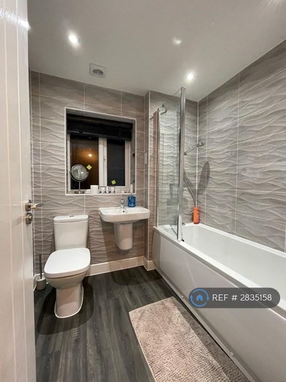 Bathroom - 1st Floor