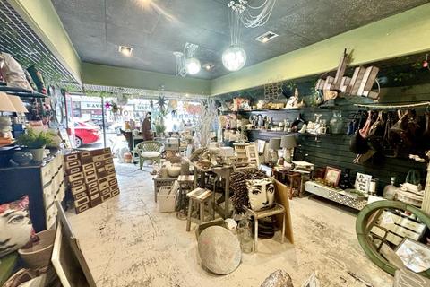 Office to rent, 147-149 Hamlet Court Rd Westcliff On Sea SS0 7EW