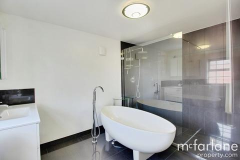 undefined, Muirfield, Redhouse, SN25