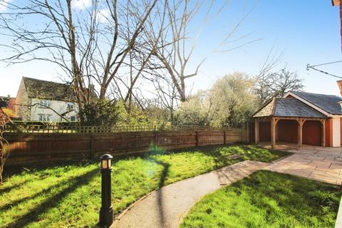 undefined, Muirfield, Redhouse, SN25
