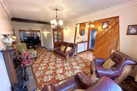 4 bedroom detached house for sale, Danny Lyp, Sibcy Lane, Balderton, Newark