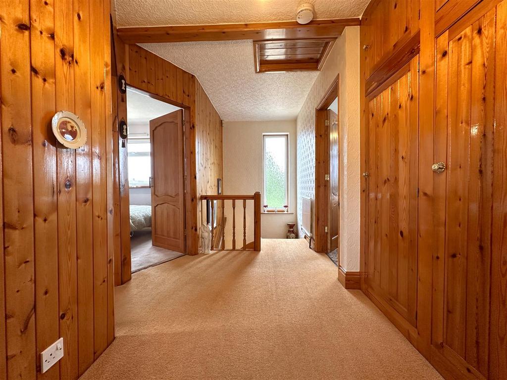 First Floor Landing 030