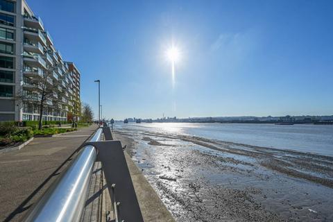 2 bedroom flat to rent, Bonnet Street, Royal Docks, London, E16