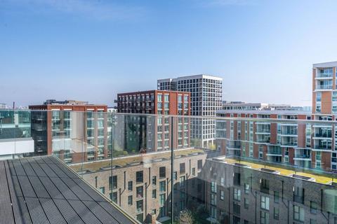 2 bedroom flat to rent, Bonnet Street, Royal Docks, London, E16