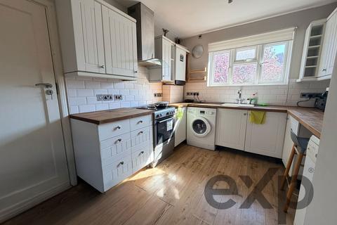 undefined, Queens Close, Wallington SM6