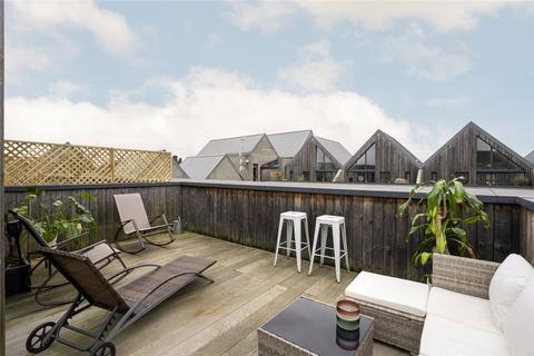 2 bedroom maisonette for sale, Tryon Crescent, London E9