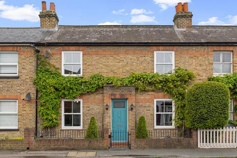 2 bedroom house for sale, Anyards Road, Cobham, KT11
