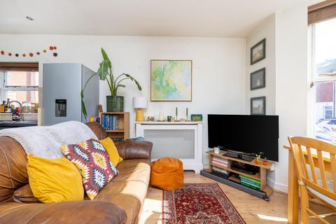 2 bedroom flat for sale, Maple Road, Horfield