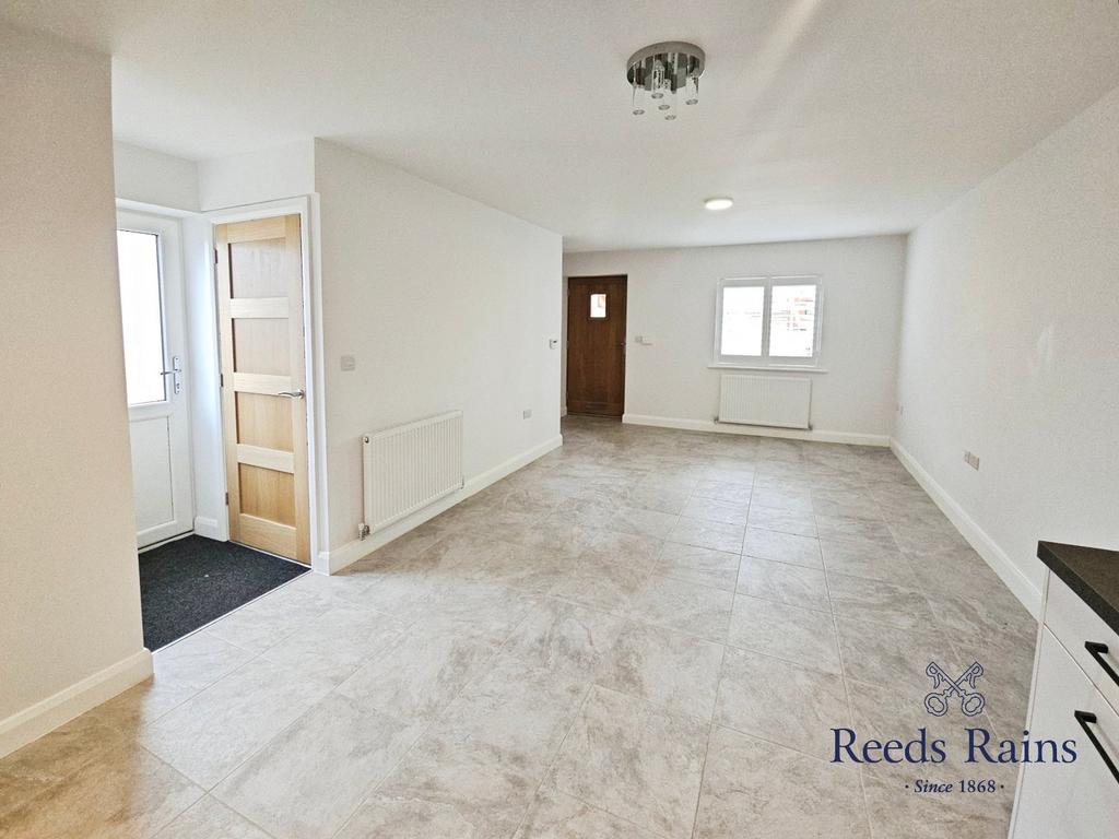 Kitchen/Living Area