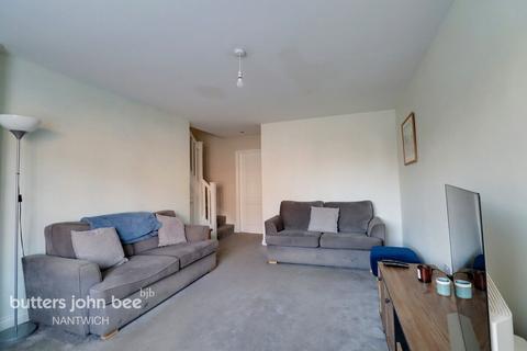 3 bedroom townhouse for sale, Heald Way, Willaston