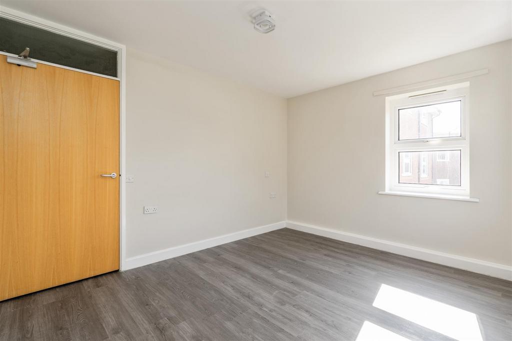 Flat 9 5.jpg