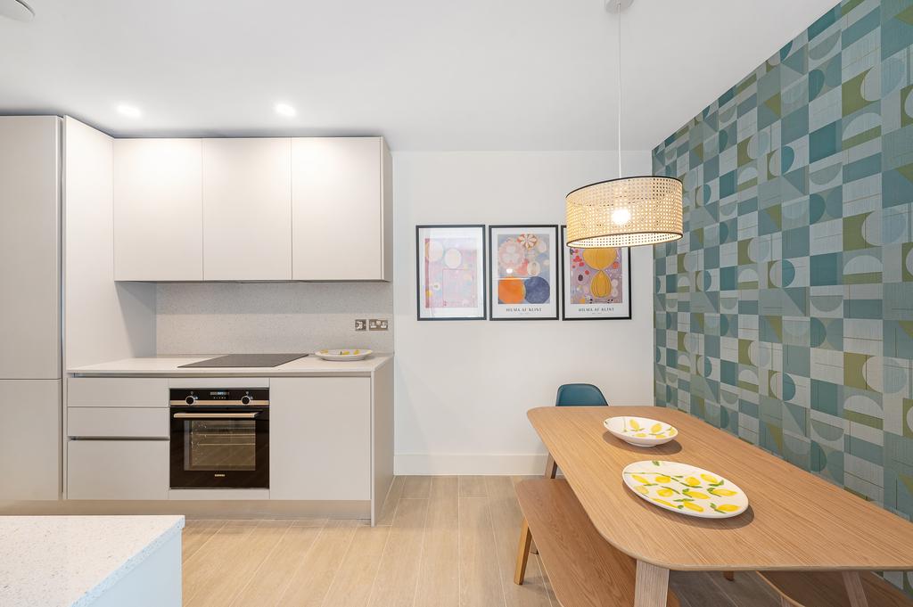 22 ? 22a Wyvill Road