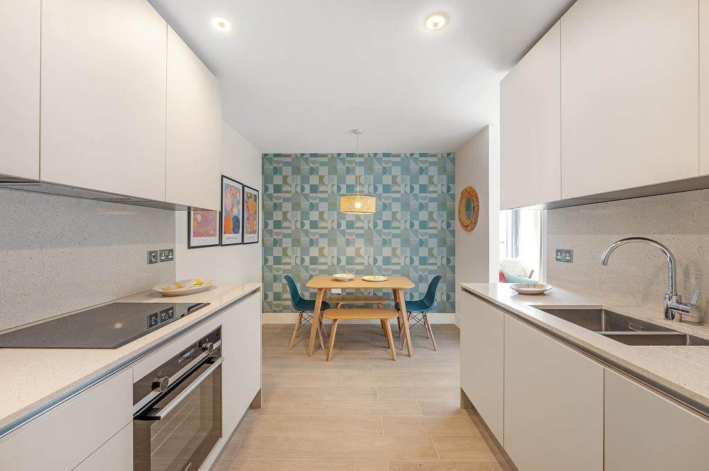22 ? 22a Wyvill Road