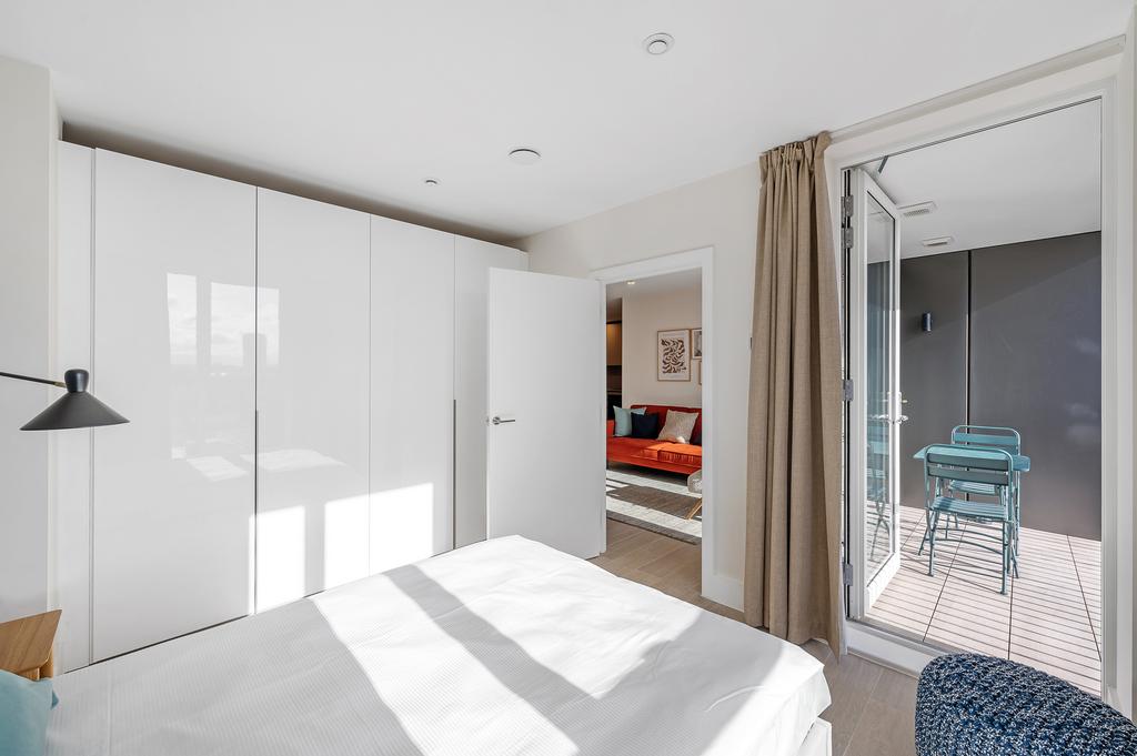 22 ? 22a Wyvill Road