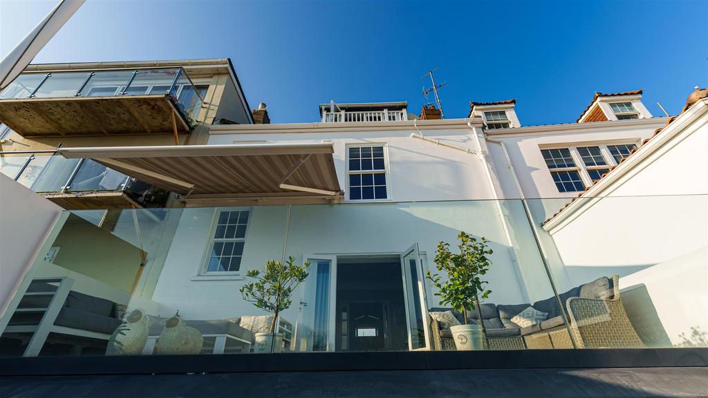 Vine House 23.jpg