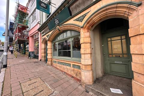 Pub to rent, 122A Fore St Exeter EX4 3JQ