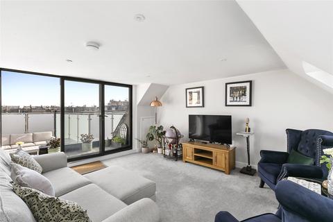 undefined, Gayford Road, London, W12