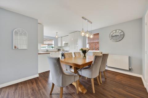 undefined, Aldwinckle Road, Burton Latimer, NN15