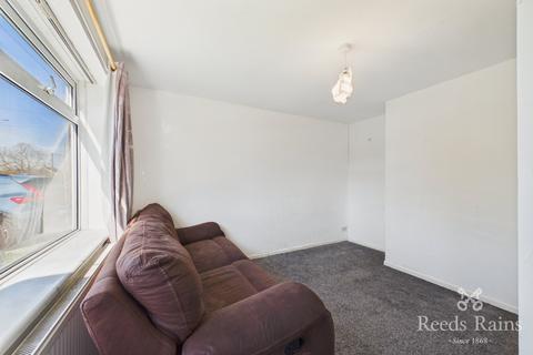 3 bedroom terraced house for sale, Northumberland Road, Greater Manchester SK5
