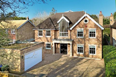 5 bedroom detached house for sale, Barn Close, Farnham Common, Buckinghamshire, SL2