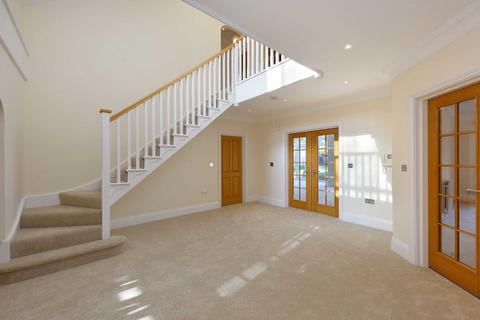 5 bedroom detached house for sale, Barn Close, Farnham Common, Buckinghamshire, SL2