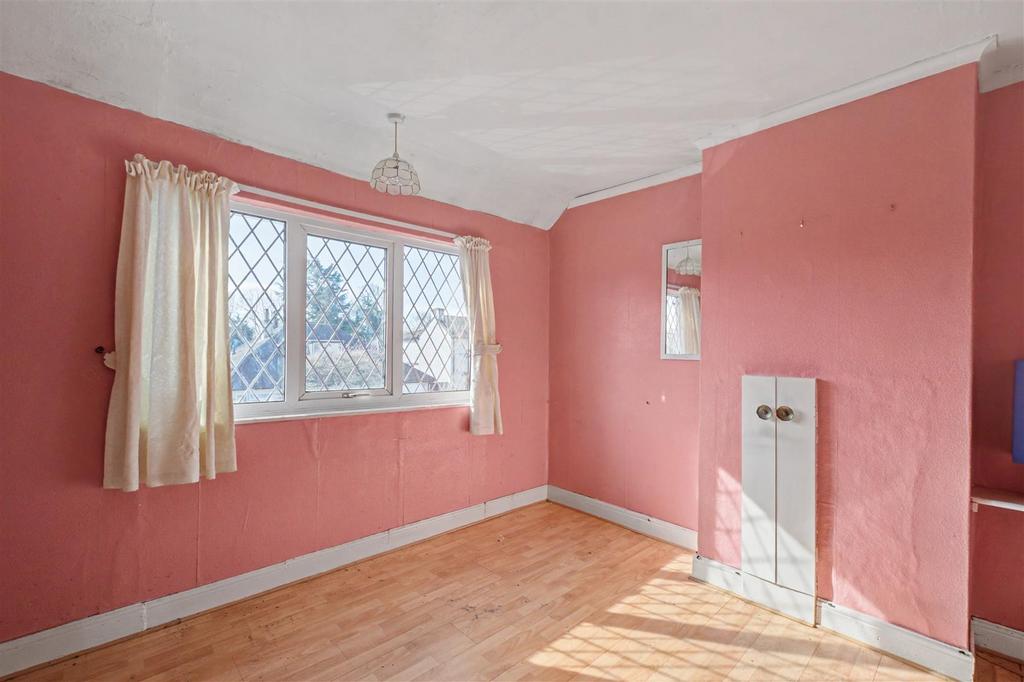 Bedroom 1.jpeg