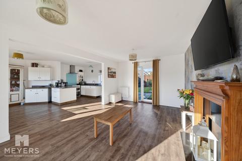 3 bedroom bungalow for sale, Ferndown BH22