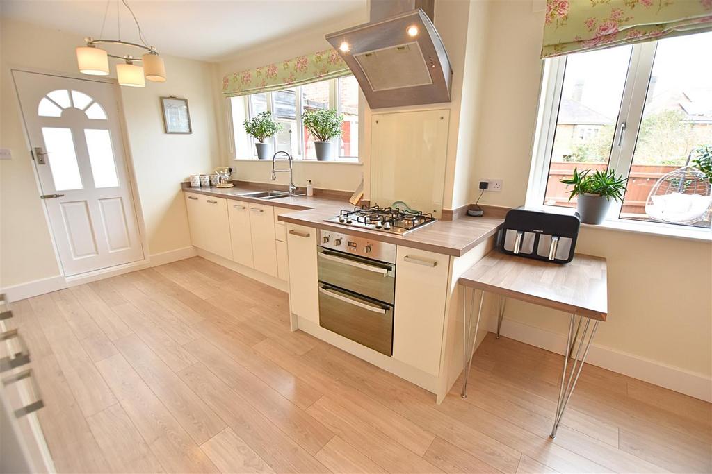 Kitchen diner