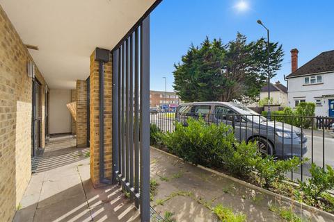 undefined, 2 Harrow Lane, Maidenhead SL6