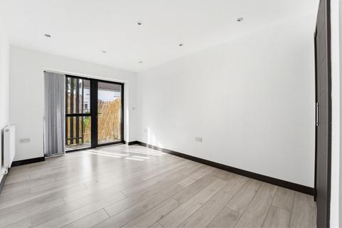undefined, 2 Harrow Lane, Maidenhead SL6