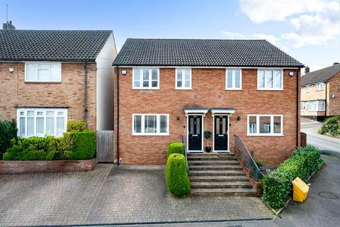 3 bedroom semi-detached house for sale, Spring Lane, Hemel Hempstead HP1