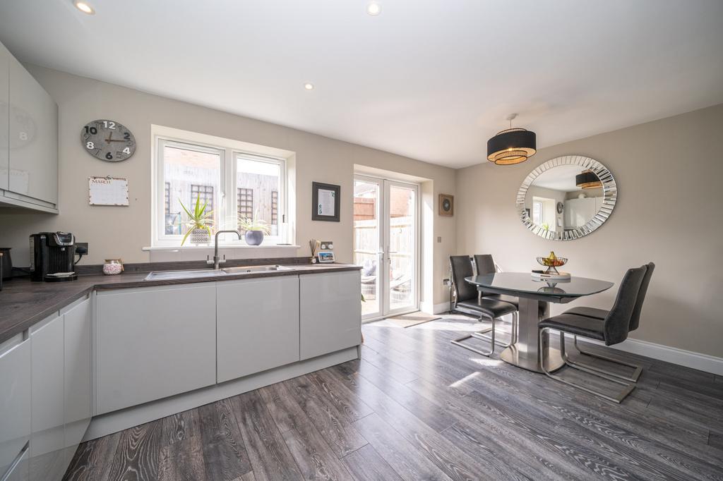 27a-Spring-Lane-09008