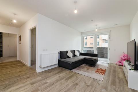 2 bedroom flat for sale, Teal Road, ILFORD, Essex, IG3