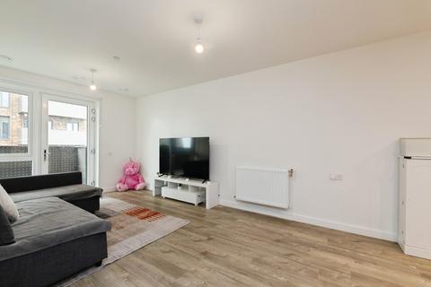 2 bedroom flat for sale, Teal Road, ILFORD, Essex, IG3