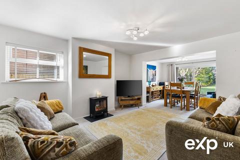 undefined, Mavis Avenue, Nottingham NG15