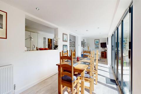 3 bedroom bungalow for sale, Cambridge Road, Stamford