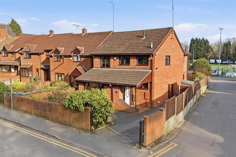 3 bedroom detached house for sale, Coventry Road, Bedworth * MASSIVELY EXTENDED *