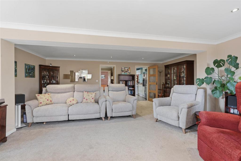 Extended Lounge Dining Room